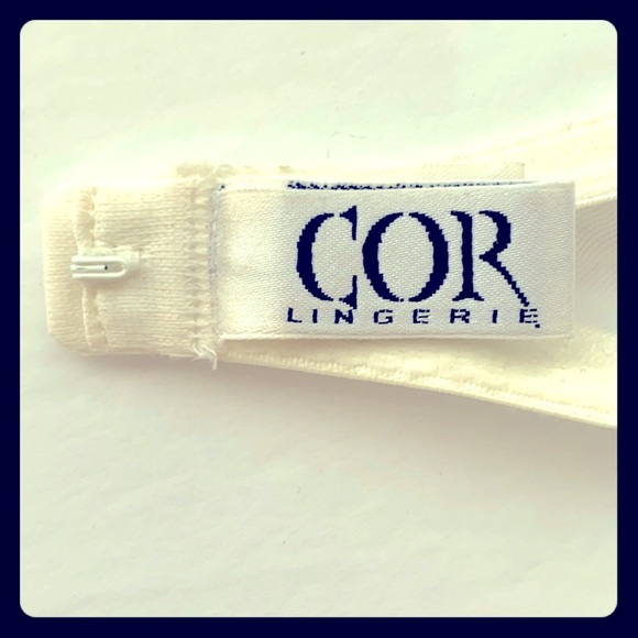 Made in Italy 🇮🇹 White Lace Bustier - Picture 6 of 7